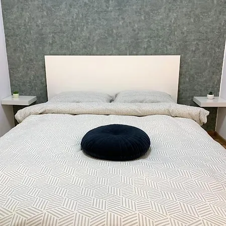 Quiet 1-bedroom Apartment, Free Parking & Gym Apartment Cluj-Napoca